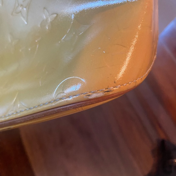 LV YELLOW VERNIS ZIP BAG - Picture 4 of 11